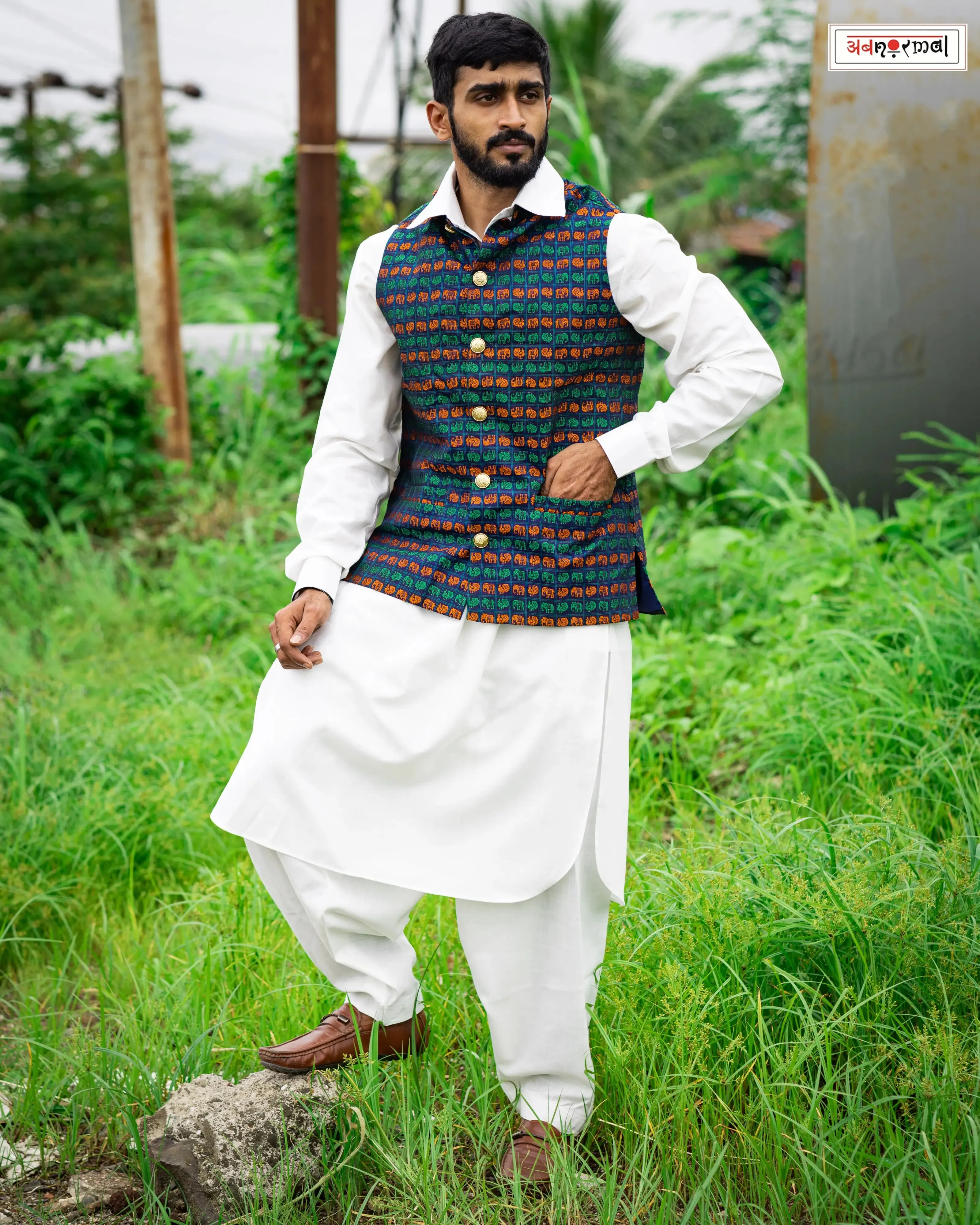 AANE - NAVILU - NEHRU JACKETS IN KHUN