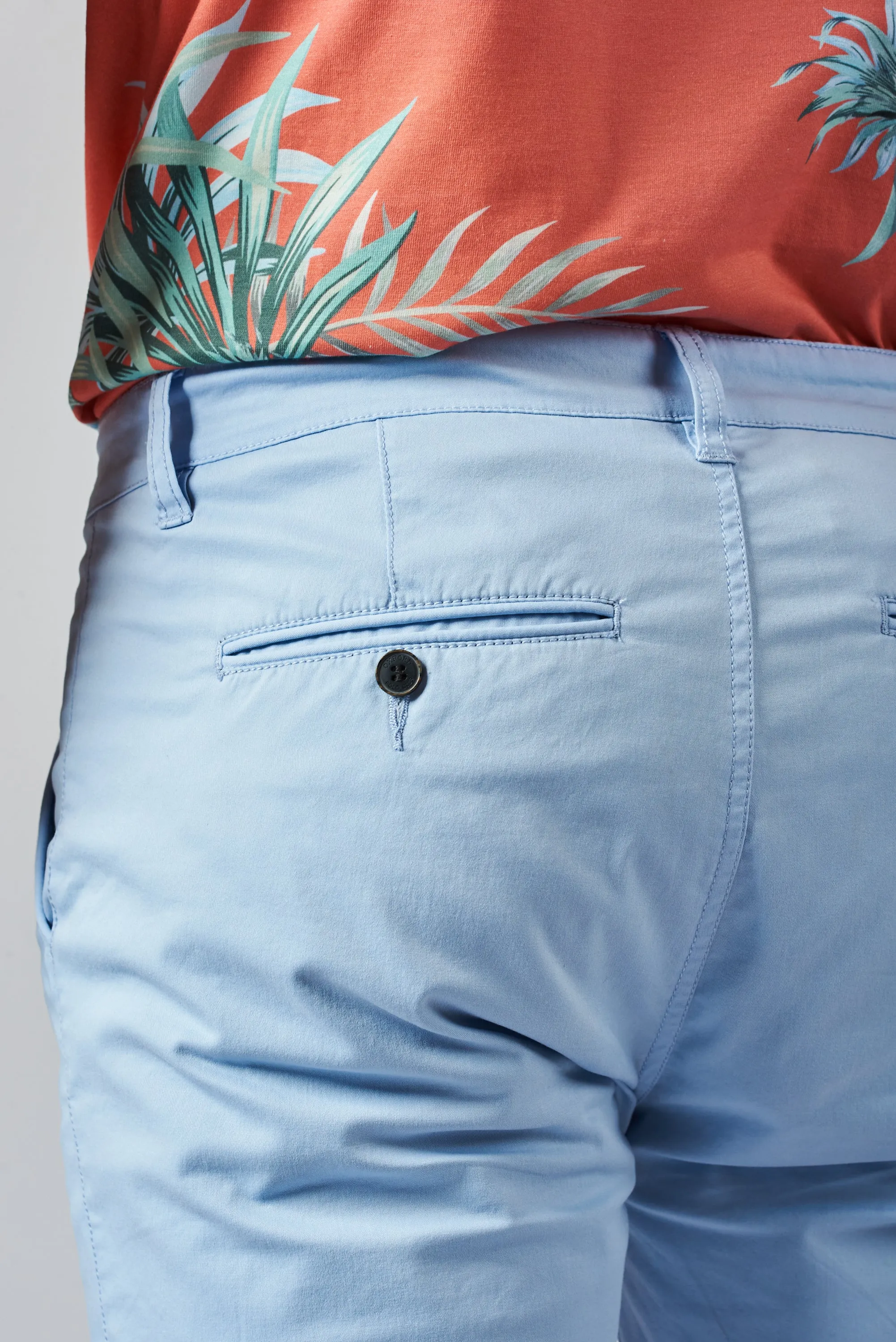 BERMUDA BOW LT. BLUE