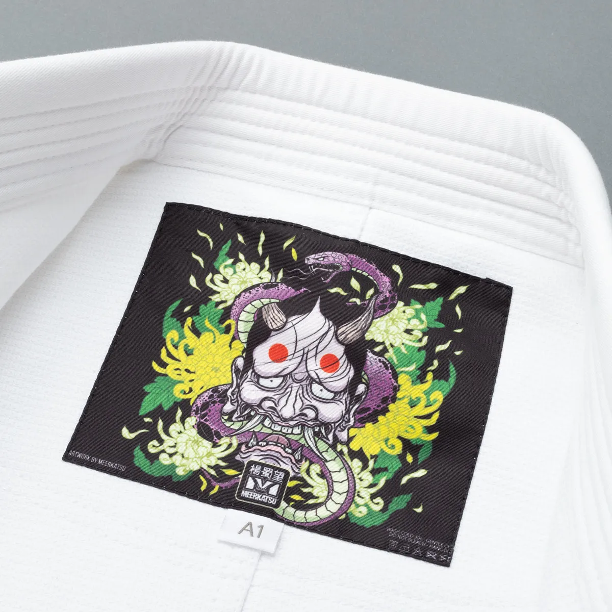 Meerkatsu Laughing Hannya Kimono -White