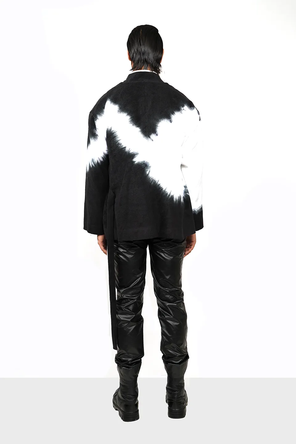 Towel-knit tie-dye kimono
