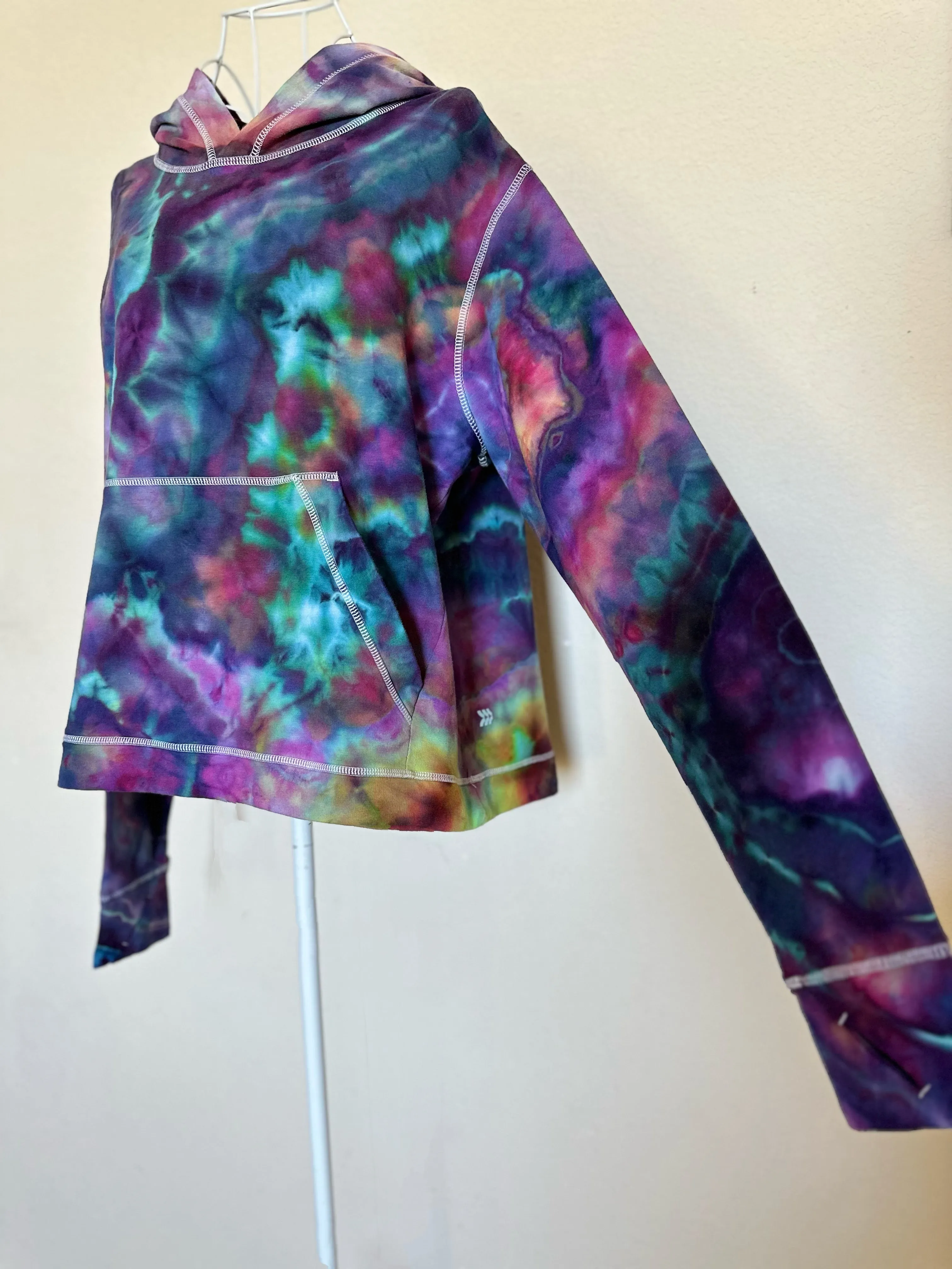 Women’s XL (fits like a large) Geode Thumbhole Hoodie in ‘Cosmic Eyes’